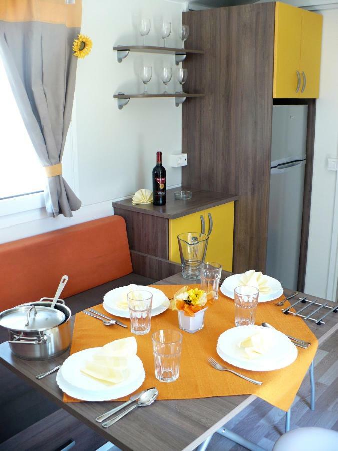 Mobilehome Victoria - Camp Soline Biograd Na Moru Zewnętrze zdjęcie